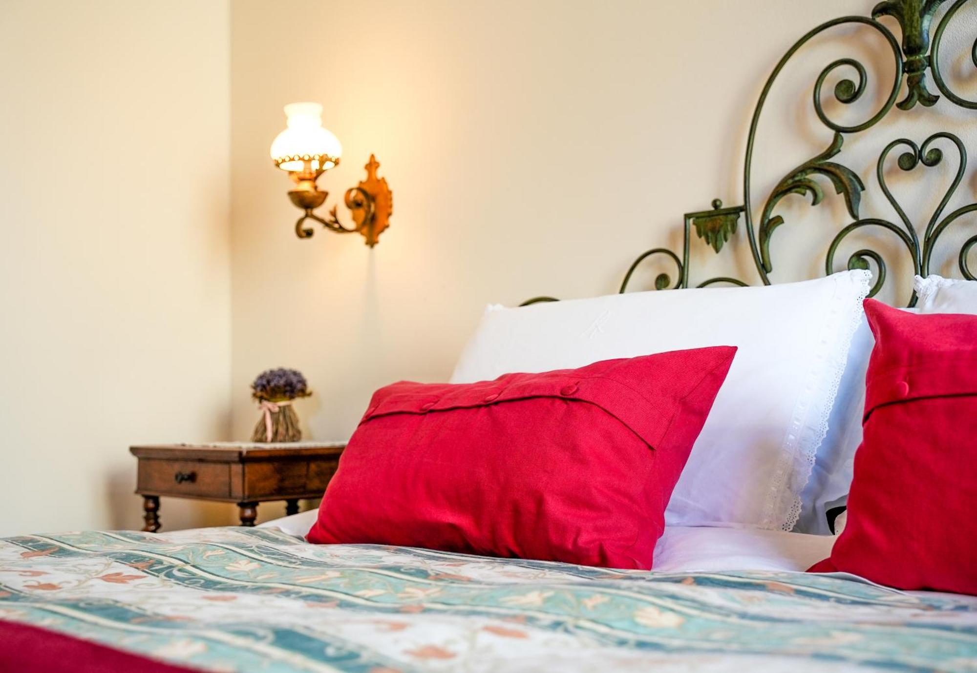 B&B Locanda Tempi Lontani Adults Only Orta San Giulio Rom bilde